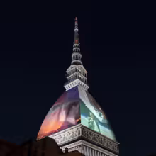 IL CINEMA VIVE ALLA MOLE ANTONELLIANA GRAZIE A UNO SPETTACOLO DI VIDEOMAPPING VISIBILE DA TUTTA LA CITTÀ