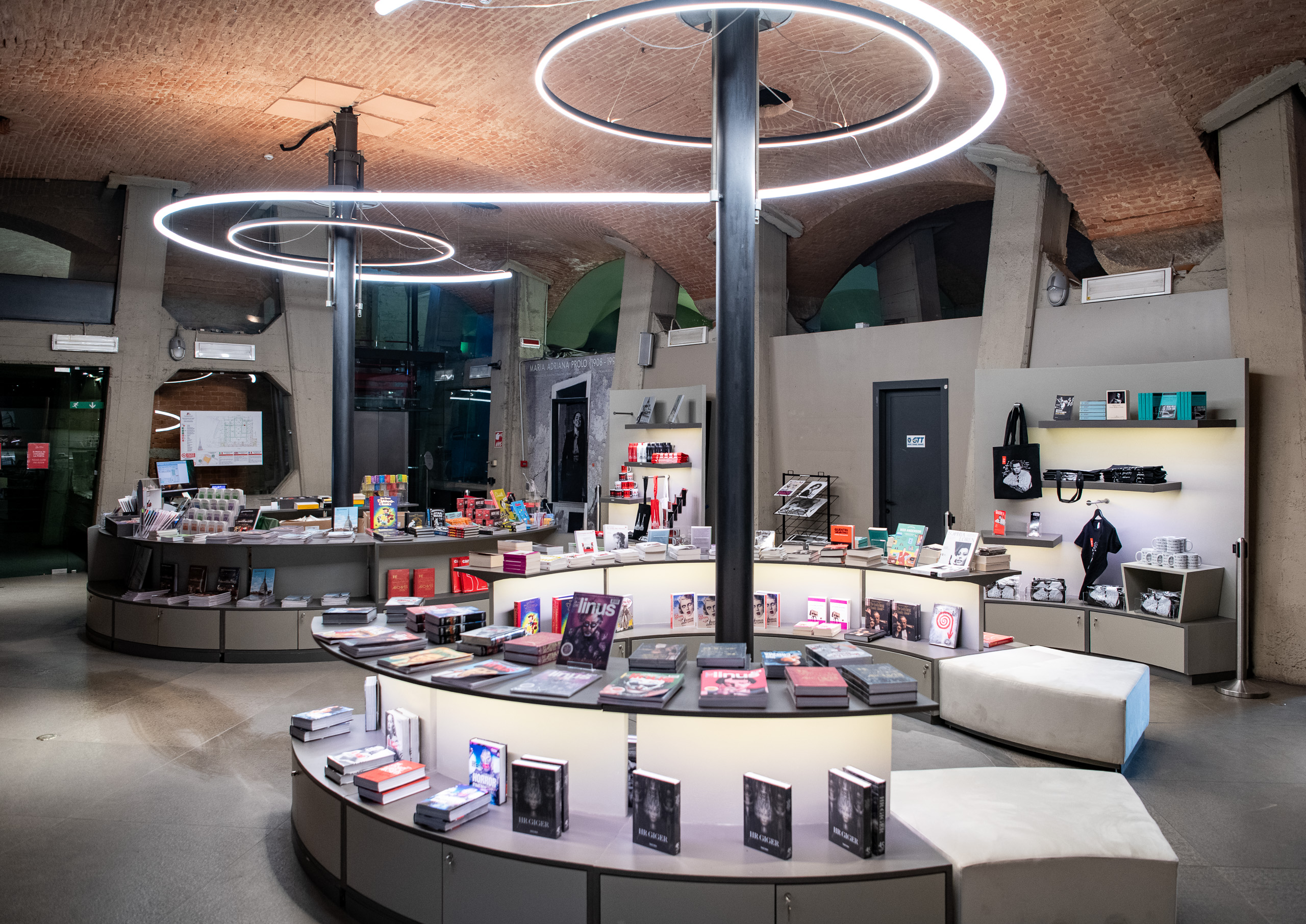museum store
