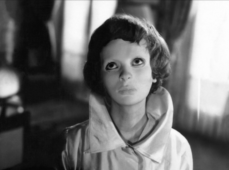les yeux sans visage