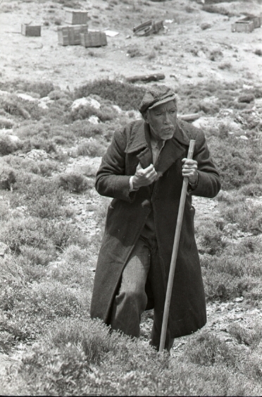 REBELS Marlon Brando and Anthony Quinn. Photographs by Sam Shaw | The ...