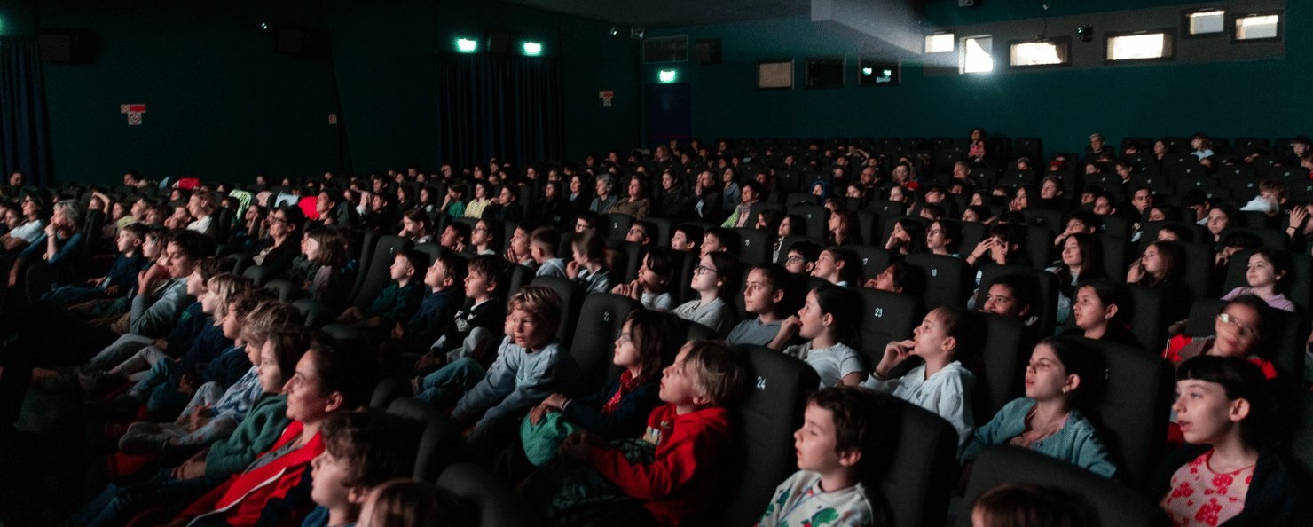 bambini al cinema